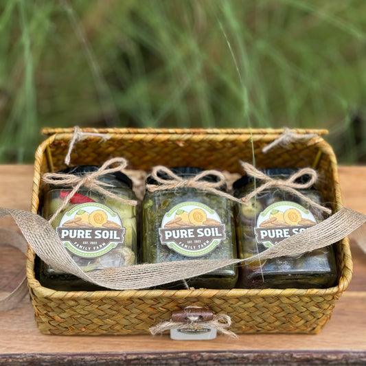 Small Basket: The Condiment Jars